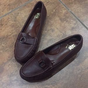 Slip on shoes, Brown size 8.5